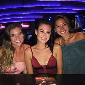 Meet your Posher, Macaila